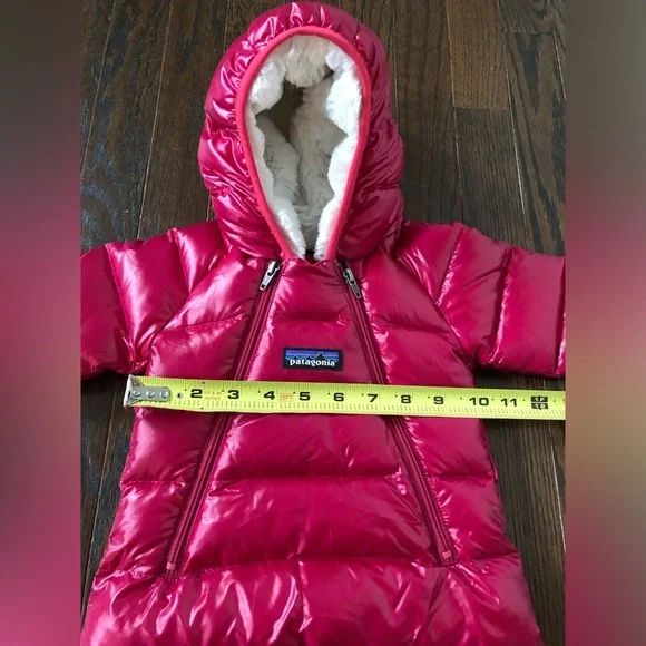Patagonia Infant Girls NB Hot Pink Hi-Loft Down High-Pile Fleece Hooded Bunting - Picture 8 of 12